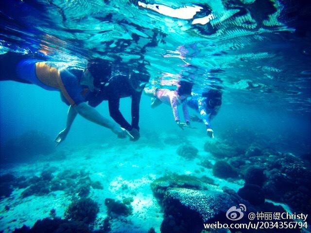 摩娜的时尚装扮