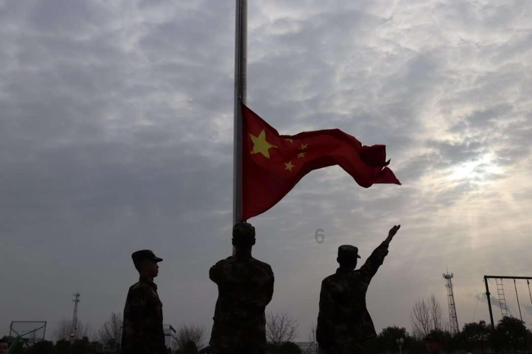 房子过户怎么要交那么多钱啊？游戏画面