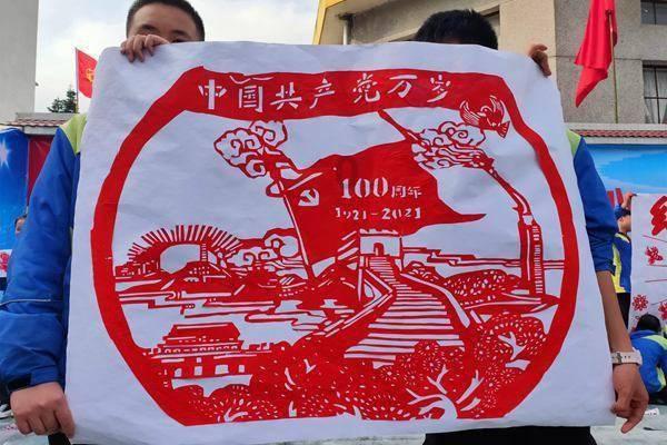 扎根农村服务“一老一小”