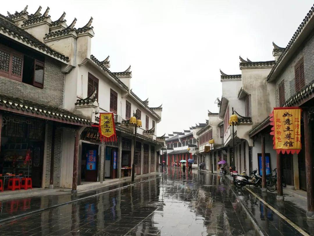 小猫钓鱼游戏龙王版有船