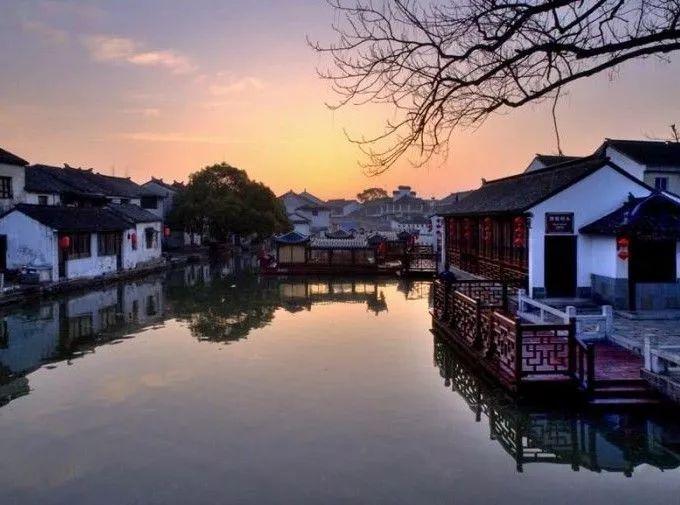 中国软件国际1月24日斥资约2528.54万港元回购500万股